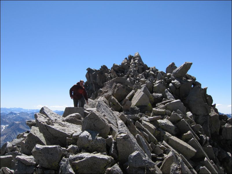 2006-09-23 Agassiz (14) Rainer at top of ridge